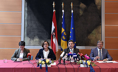 © APA/Herbert P. Oczeret Sonja Wehsely (Landesrätin Wien), Innenministerin Johanna Mikl-Leitner, der niederösterreichische Landesrat Maurice Androsch und Peter Kaiser (Landeshauptmann Kärnten)