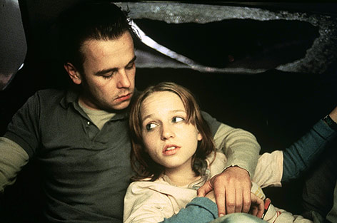 © picturedesk.com/United Archives/90061 Frank Giering, Julia Hummer im Film "Absolute Giganten"