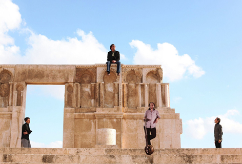 Arifa & Waed Bouhassoun | NL/D/RUM/GR/TRK/SYR
