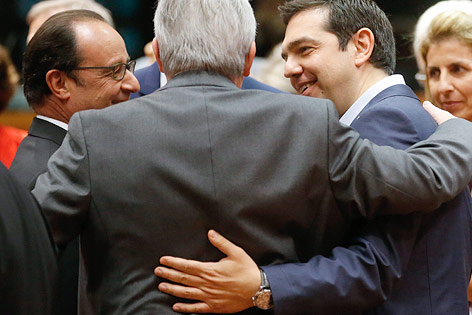 © APA/EPA/Olivier Hoslet Alexis Tsipras, Jean-Claude Juncker und Francois Hollande