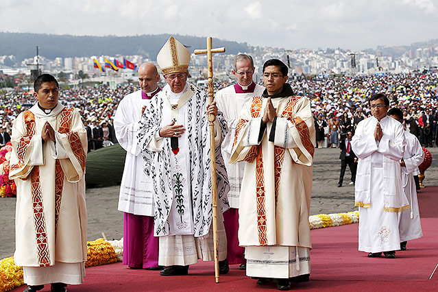 © Reuters/Alessandro Bianchi Papst Franziskus in Equador