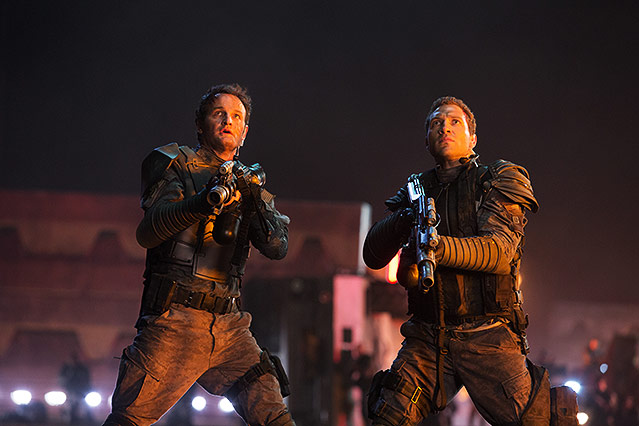 © Paramount Pictures/Melinda Sue Gordon Jason Clarke und Jai Courtney in "Terminator Genisys"