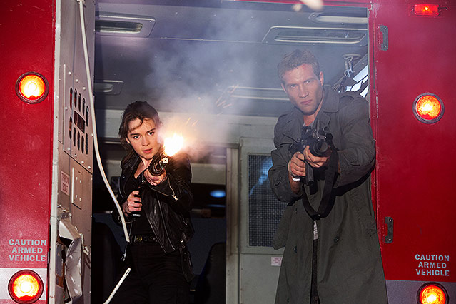© Paramount Pictures/Melinda Sue Gordon Emilia Clarke und Jai Courtney in "Terminator Genisys"