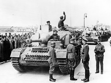 © picturedesk.com/Picture Alliance/Berliner Verlag Deutsche Wehrmacht in Thessaloniki, 1944