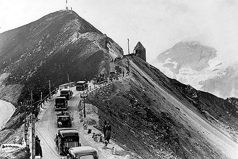 © picturedesk.com/SZ-Photo/Scherl Eröffnung der Großglockner Hochalpenstraße 1935