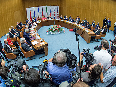 © APA/AP/Joe Klamar Verhandlungssaal im UN-Gebäude in Wien