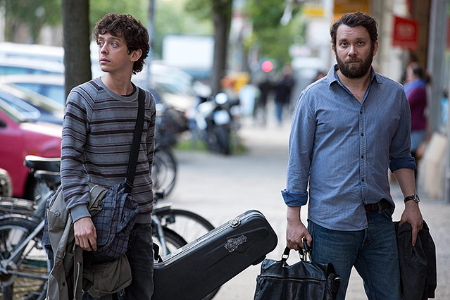 Nahuel Perez Biscayart und Christian Ulmen in einer Filmszene aus "Becks letzter Sommer"