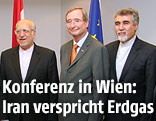 Irans Industrieminister H.E. Mohammad R. Nematzadeh, WKÖ-Präsident Christoph Leitl und Botschafter H.E. Hassan Tajik