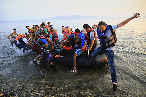 © Reuters/Yannis Behrakis Syrische Flüchtlinge im Boot vor der Küste von Kos