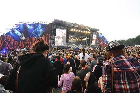 © APA/Herbert P. Oczeret Fans beim Frequency-Festival 2014
