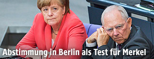 Die deutsche Kanzlerin Angela Merkel und Finanzminister Wolfgang Sch&auml;uble