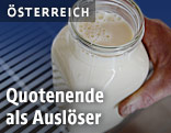 Milch in einer Flasche