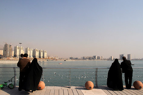 © Corbis/Xinhua Press/Ahmad Halabisaz Chitgar See in Teheran