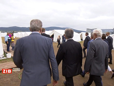 © ORF Besuch der Regierung in Traiskirchen