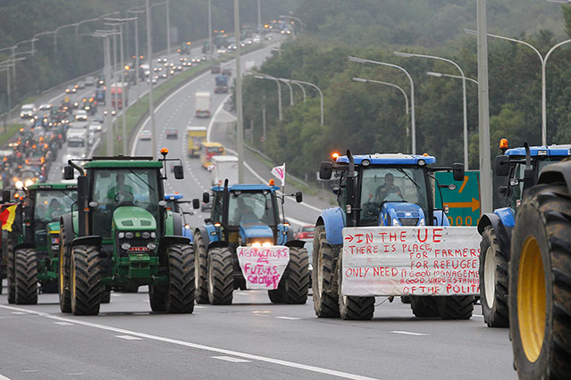 © APA/EPA/Olivier Hoslet Bauernproteste in Brüssel