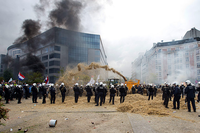 © APA/AP/Virginia Mayo Bauernproteste in Brüssel