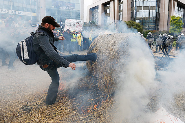 © APA/EPA/Laurent Dubrule Bauernproteste in Brüssel
