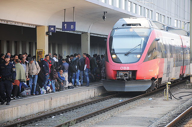 Flüchtlinge am Westbahnhof