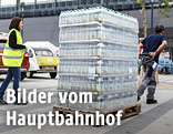 Helfer am Hauptbahnhof
