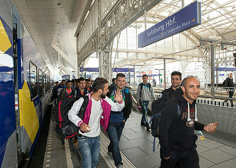 Flüchtlinge auf dem Salzburger Hauptbahnhof