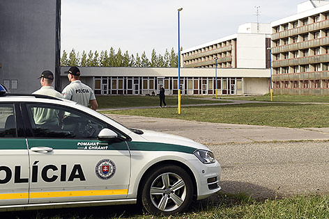 Polizisten in Gabcikovo