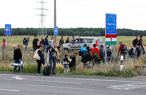 © Reuters/Leonhard Foeger Flüchtlinge an der österreichischen Grenze zu Ungarn