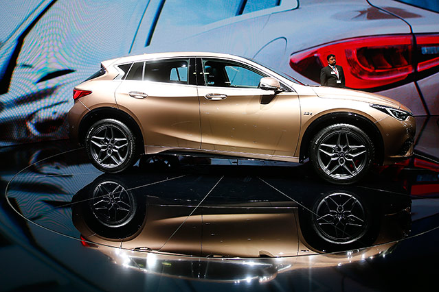 © Reuters/Kai Pfaffenbach Infiniti Q30