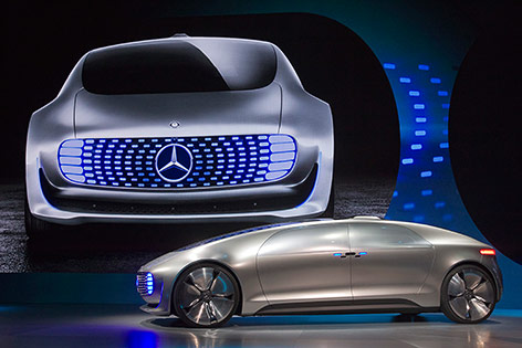 © Reuters/Steve Marcus Mercedes-Benz F015 Luxury in Motion