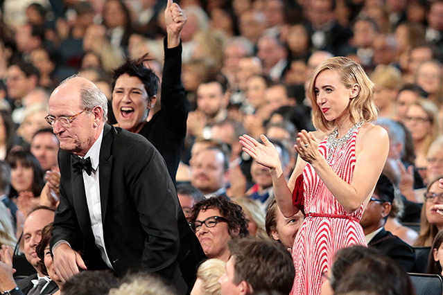 © AP/Invision for the Television Academy/Alex Berliner Richard Jenkins auf dem Weg zur Übernahme des Emmy's