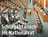 Plenarsaal im Parlament