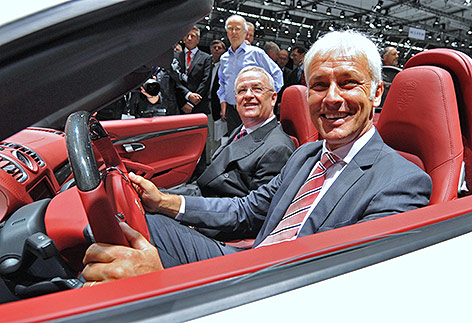 © APA/EPA/dpa/Marijan Murat Archivbild von Ex-VW-Chef Martin Winterkorn und Porsche-Chef Matthias Müller