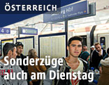 Flchtlinge im Salzburger Bahnhof