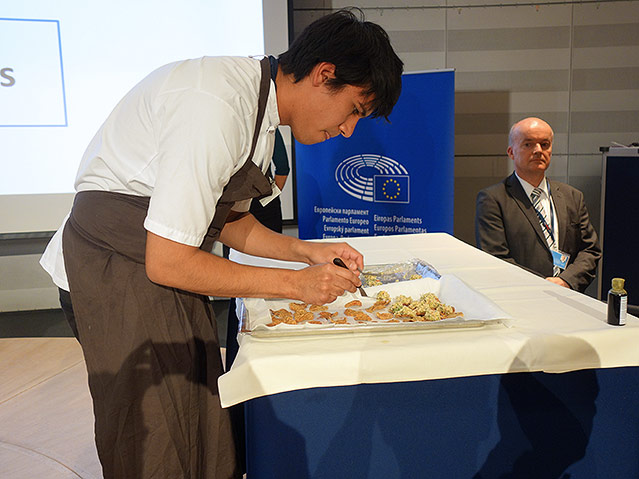 © EP/European Union 2015 Zubereitung und Verkostung von Novel Food im EU-Parlament