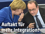 Deutsche Bundeskanzlerin Angela Merkel und Frankreichs Pr&auml;sident Francois Hollande