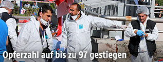 Forensiker am Anschlagsort in Ankara