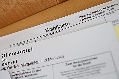 © ORF.at/Roland Winkler Wahlkarte und Stimmzettel zur Wien-Wahl