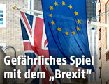 Flaggen von EU und Gro&szlig;britannien