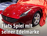 Ein Ferrari auf einer Autoshow