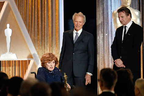 © Reuters/Kevork Djansezian Maureen OHara und Clint Eastwood