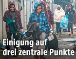 Fl&uuml;chtlinge in einem Camp auf Lesbos (Griechenland)
