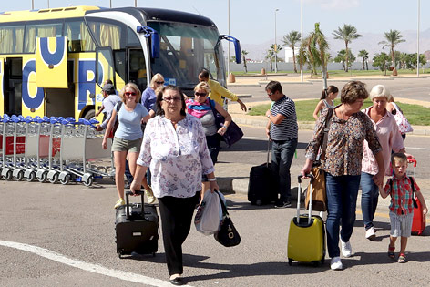 Britische Touristen am Flughafen Sharm el-Sheikh