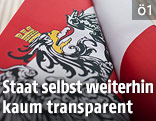 Bundesadler auf Fahne