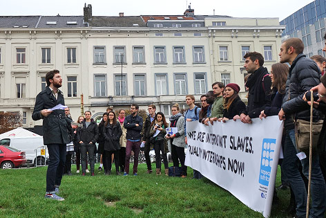 © ORF.at/Guido Tiefenthaler Protest auf dem Place Luxembourg