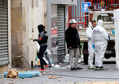 © APA/AP Razziaeinsatz in Saint-Denis, Paris
