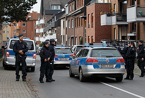 © Reuters/Ina Fassbender Polizeieinsatz in Aachen