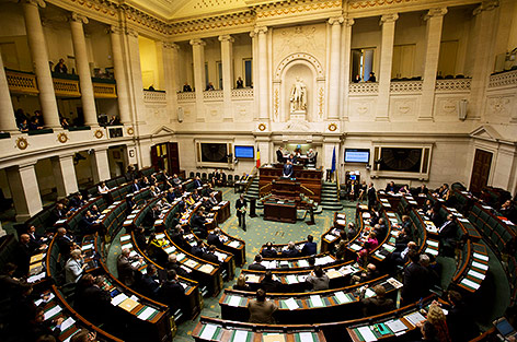 © APA/AP/Virginia Mayo Blick ins belgische Parlament