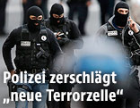 Maskierte französische Polizisten