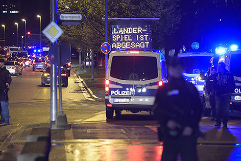 © APA/AFP/Odd Andersen Polizei auf der Straße