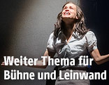 Die Schauspielerin Kristin Suckow als Anne Frank
