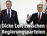 Bundeskanzler Werner Faymann (SPÖ) und Vizekanzler Reinhold Mitterlehner (ÖVP)
